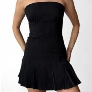 Forever 21 mini black pleaded dress sz m